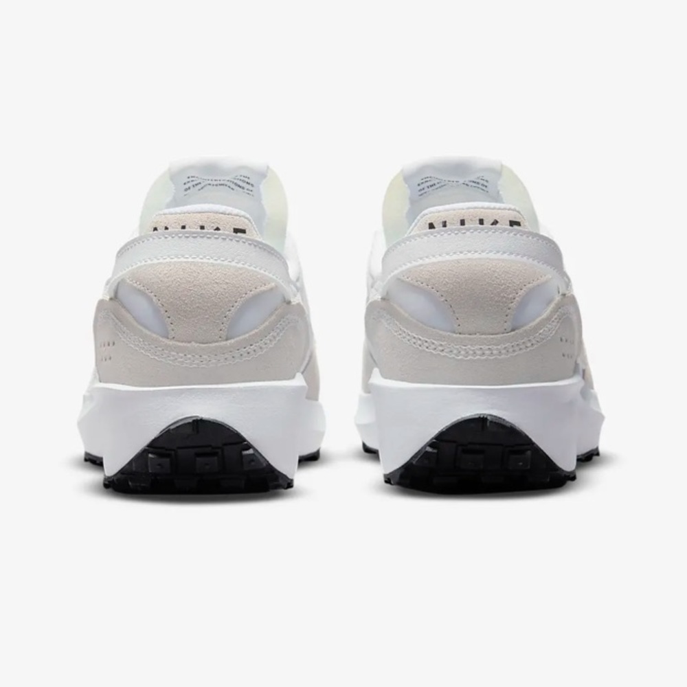 NIB Nike Waffle Debut Trainers Women’s 6.5 - Picture 8 of 15